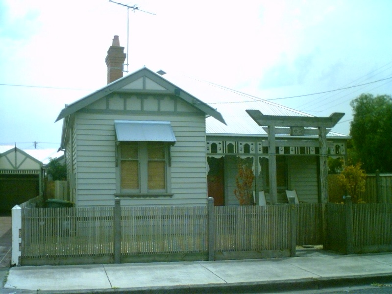 2 Mc Dougall Street, Geelong West