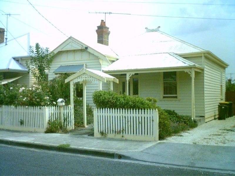 6 Mc Dougall Street, Geelong West