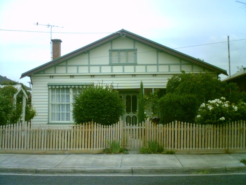 15 Mc Dougall Street, Geelong West