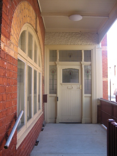 Prahran Volunteer Fire Station_Front Porch_Jan 2008_mz