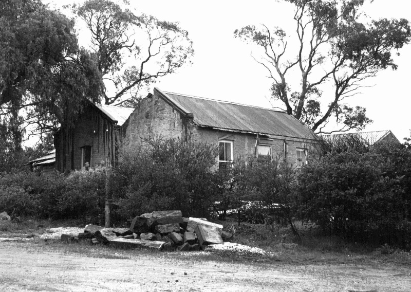 House at 15 Stone St, Long Gully