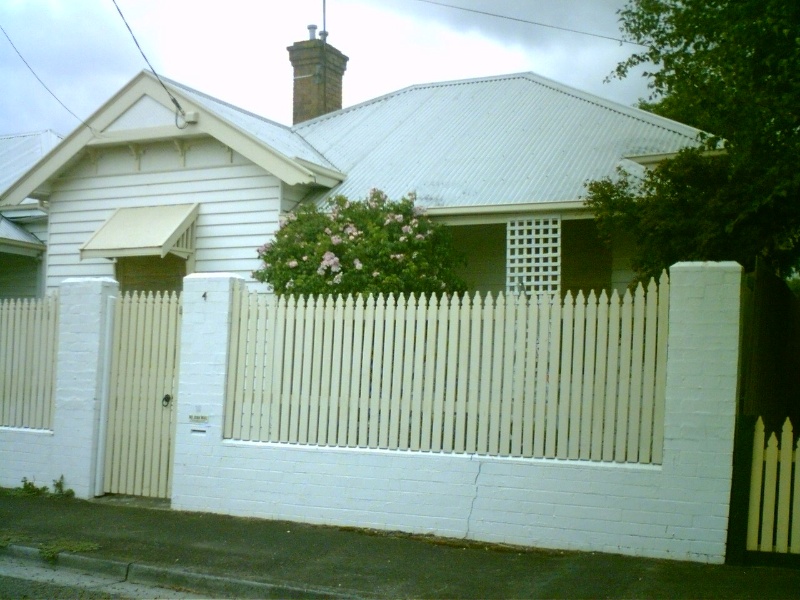 4 Avon Street, Geelong West