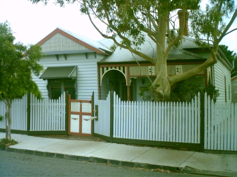 82 Clarence Street, Geelong West