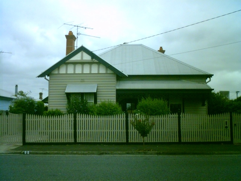 98 Clarence Street, Geelong West