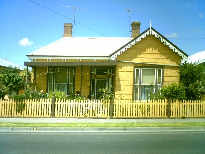 201 Autumn Street, Geelong West