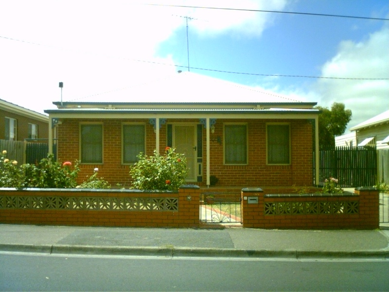 222 Autumn Street , Geelong West