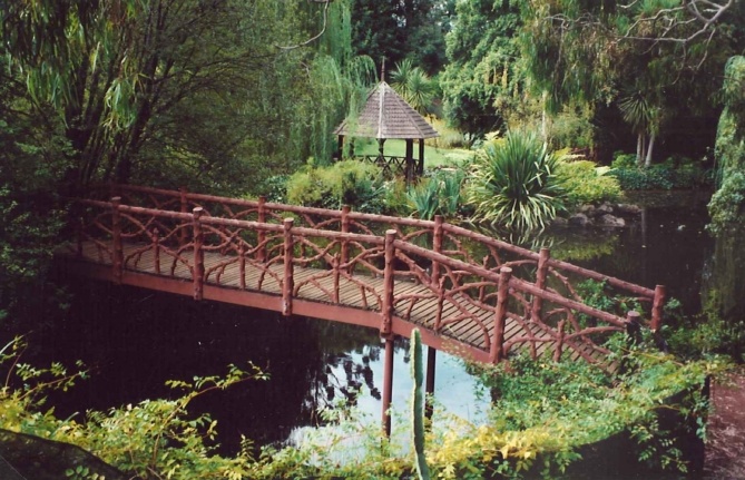 Rippon Lea Elsternwick, August 1994