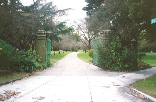 Springthorpe Reserve Gates, Caulfield, August 1994