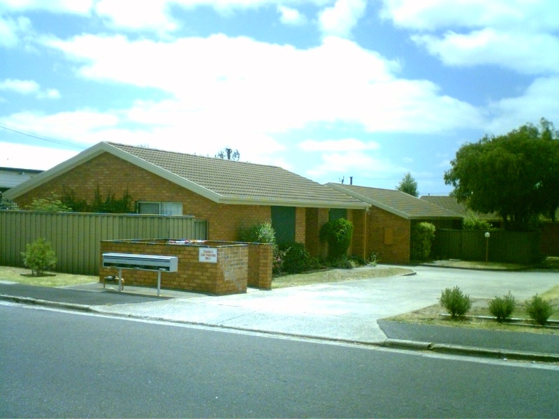 30 Lupton Street , Geelong West - 9 Units