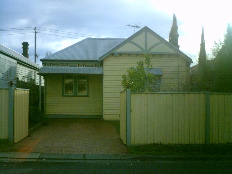 20 Anglesea Terrace, Geelong West