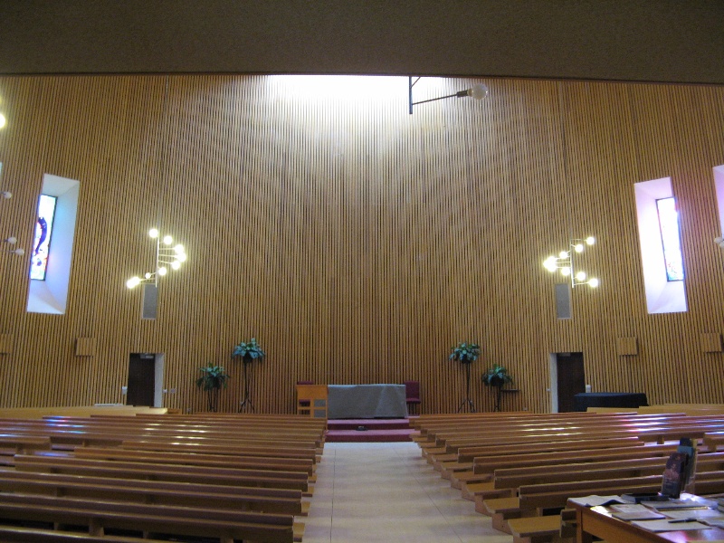 Monash Religious Centre_interior large chapel_KJ_Aug 08