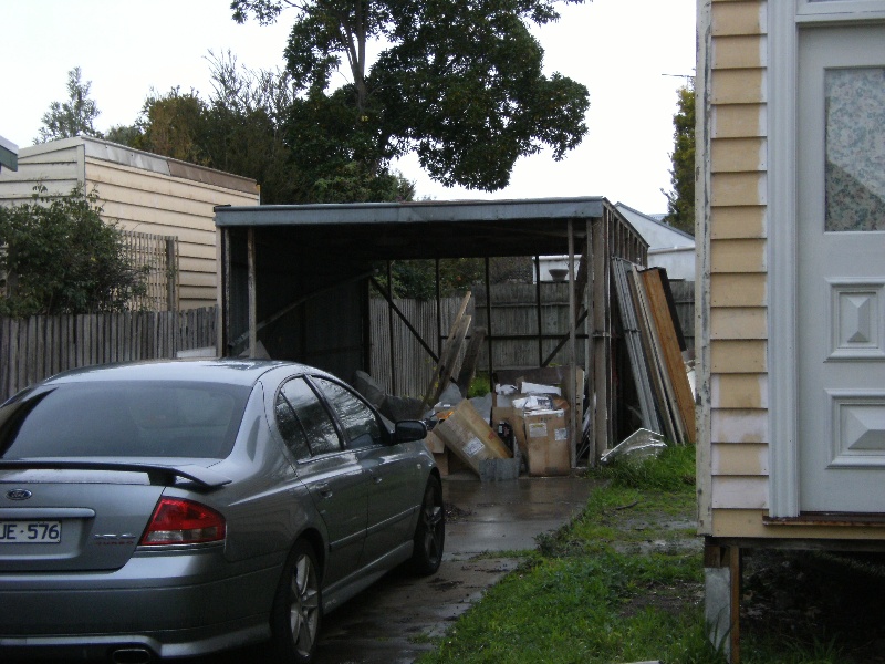 15 Lawton Avenue, Geelong West - Exterior Side View