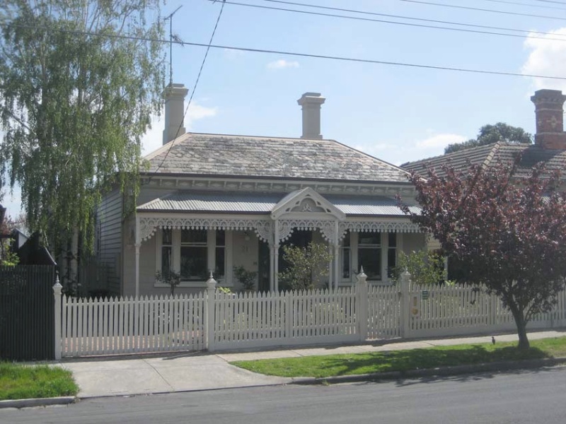 Victorian timber villa at 21 Seymour Avenue.