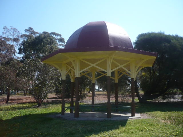 21366 Eastern Park Rotunda 1