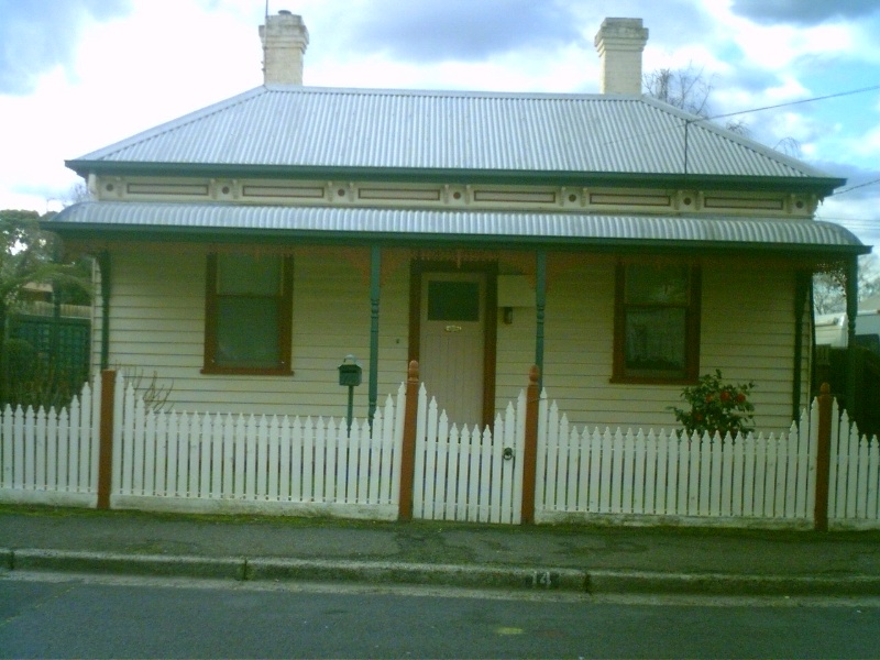 14 Maitland Street Geelong West