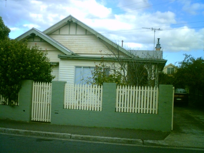 21 Maitland Street Geelong West
