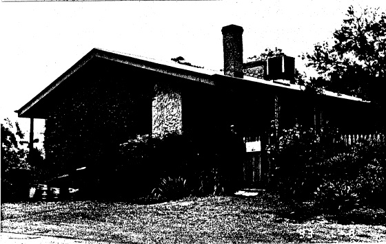 62 - Former Wellers Pub at Pitman Cnr Kangaroo Ground_03 - Shire of Eltham Heritage Study 1992