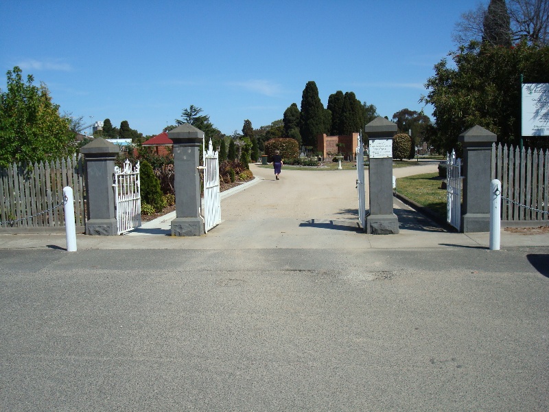 Western Cemetery Gates