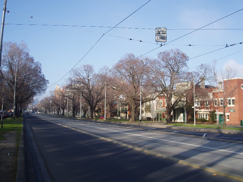 H2198 5 Royal Parade west side in winter