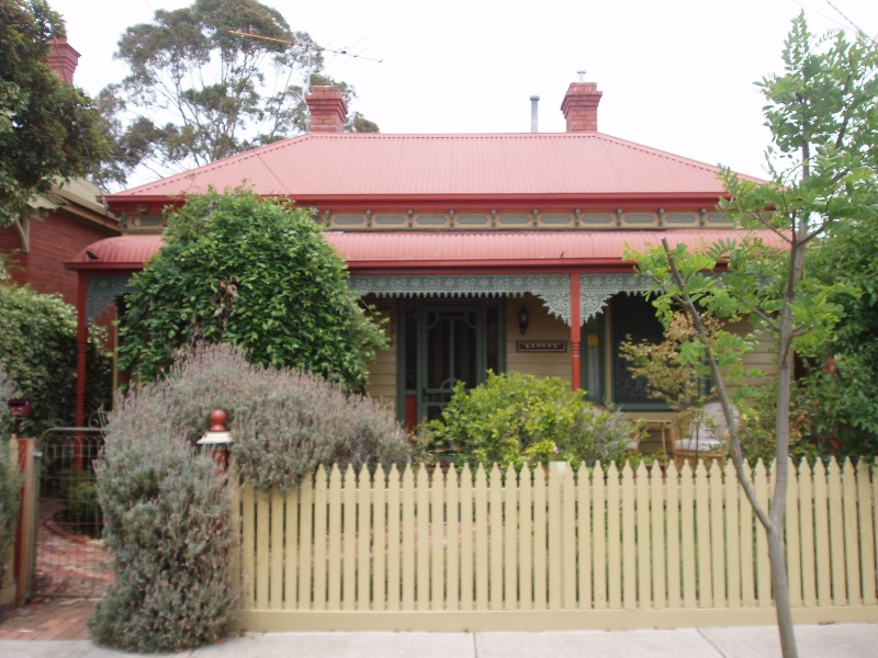 10 Henry St, Geelong