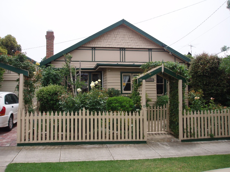 13 Henry St, Geelong