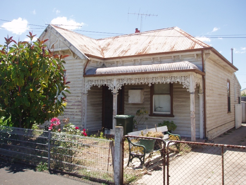 17 Margaret St, Rippleside