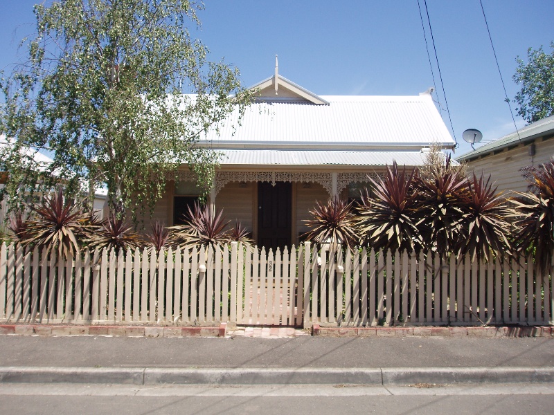 32 Margaret St, Rippleside