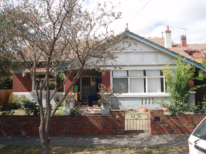 13 Grandview Grove, Drumcondra