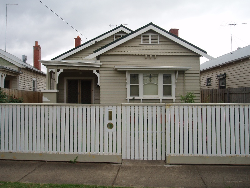 6 Loch St, Geelong