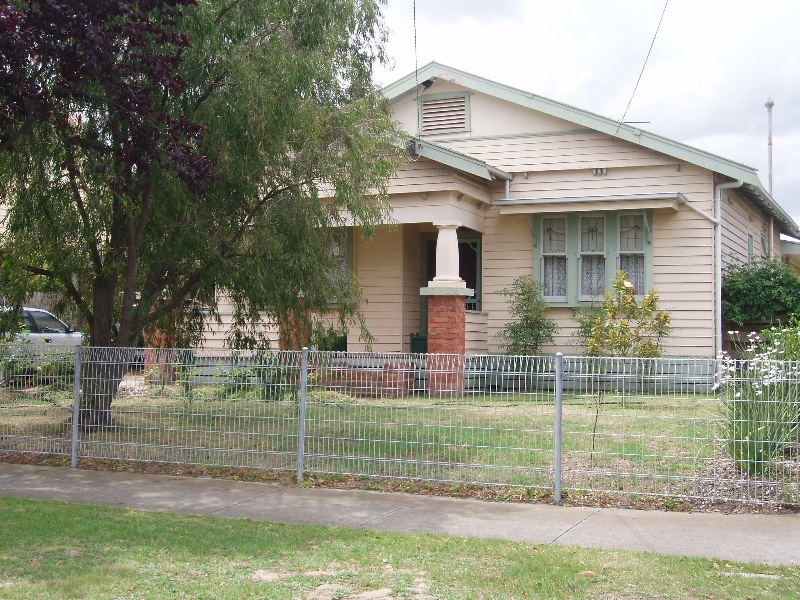 45 Gurr St, Geelong East