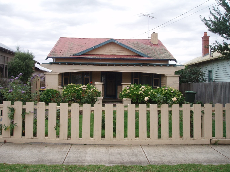 33 Gurr St, Geelong East