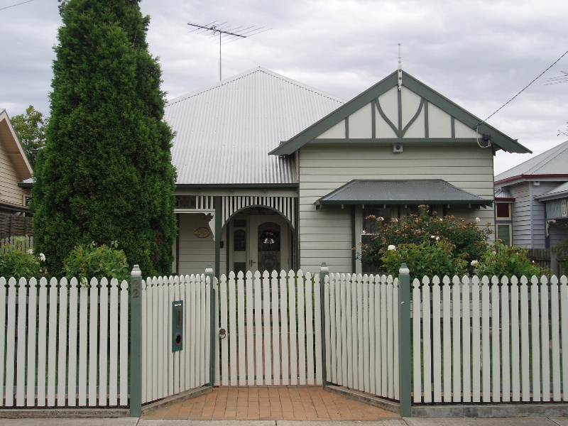 22 Gurr St, Geelong East