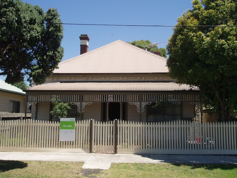 1 Thear St, Geelong East