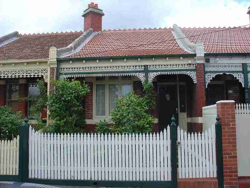 carlton north station street carlton north station street 572