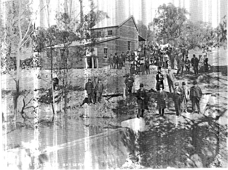 264 - State Battery Remans Smiths Gully 02 - Opening of the Queenstown circa 1910; it was burnt down in the 1962 bushfires and the dam and some machinery bases are all that survive - the photograph on the first page of this evaluation shows the same view 