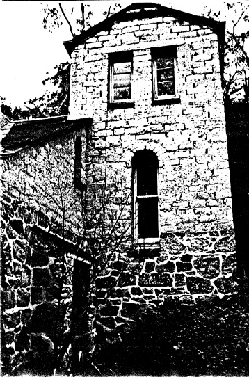 265 - Clay Nuneham Adobe House 04 - Shire of Eltham Heritage Study 1992