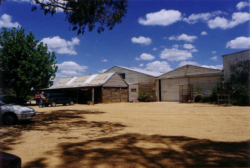 GW 41 1 - Stables (built c.1870, relocated to current site - Shire of Northern Grampians - Stage 2 Heritage Study, 2004