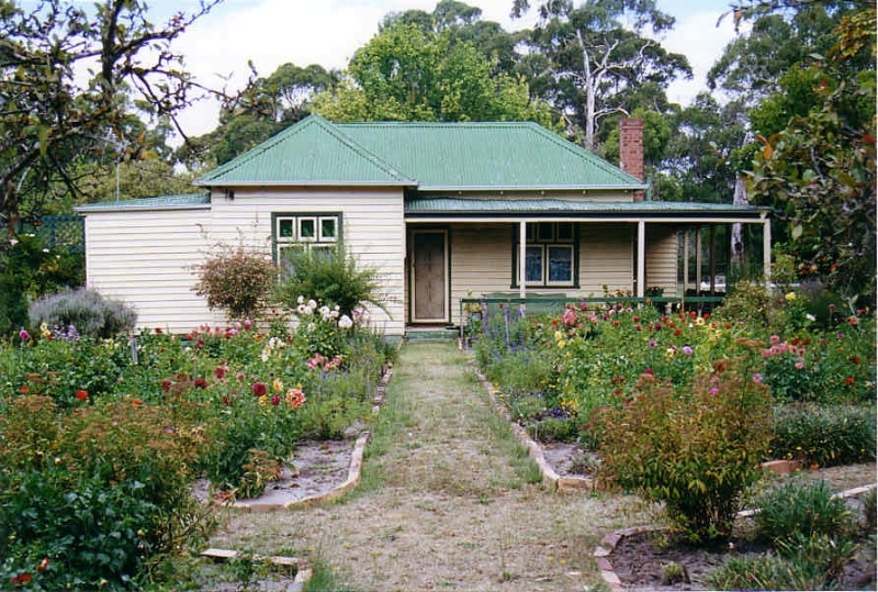 HG 12 - Shire of Northern Grampians - Stage 2 Heritage Study, 2004