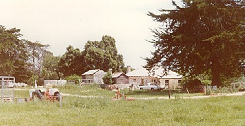 B4904 Stanford Farm &amp; Outbuildings