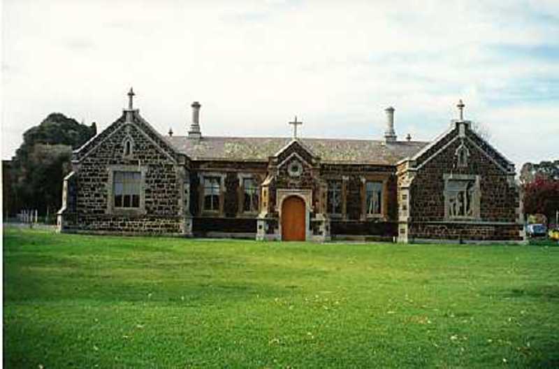 B1028 St Andrews School House