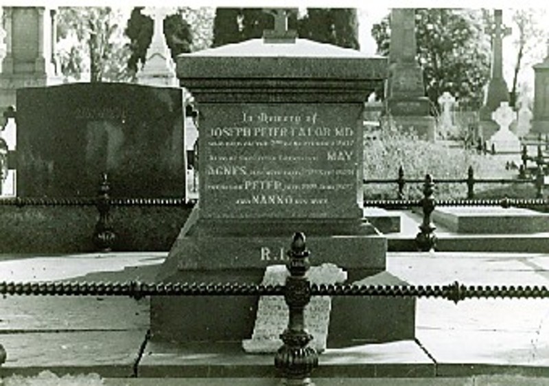 B2408 Peter Lalor's Grave Melbourne General Cemetery Carlton