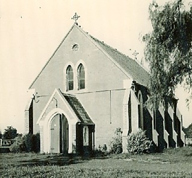 B2366 St John The Evangelist Anglican Church