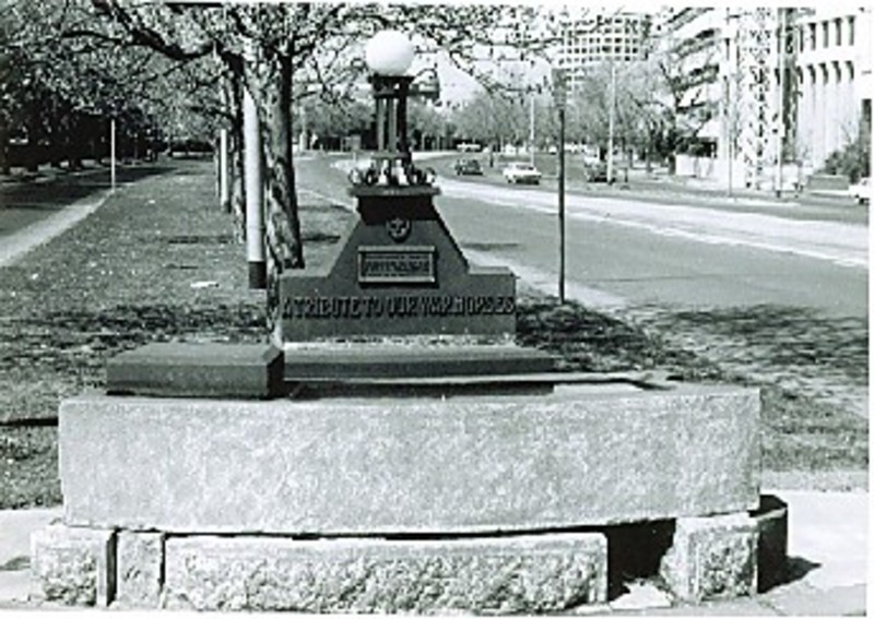 B3524 Memorial Horse Trough