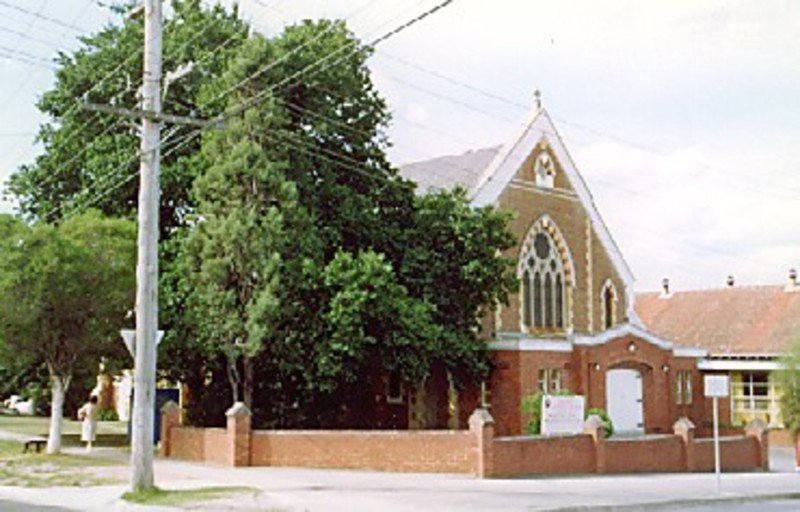 B6114 Trinity Uniting Church