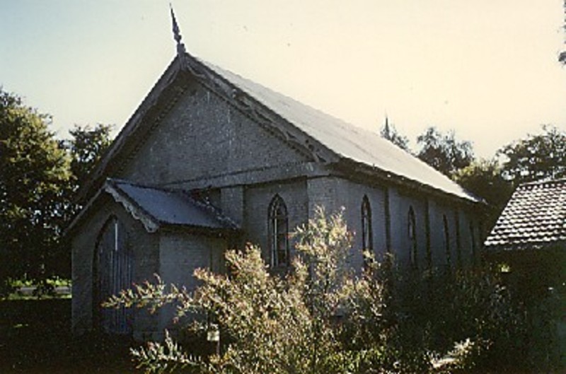 B5564 Uniting Church