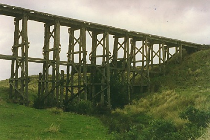 B3033 Bolinda Creek Railway Viaduct