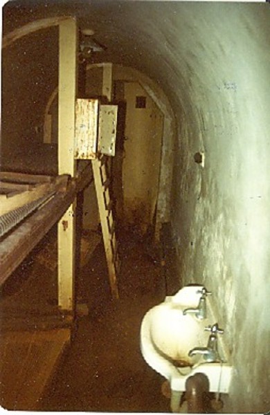 B5603 Air Raid Shelter