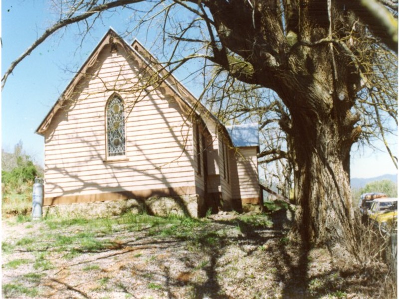 B5685 Former Holy Trinity Church