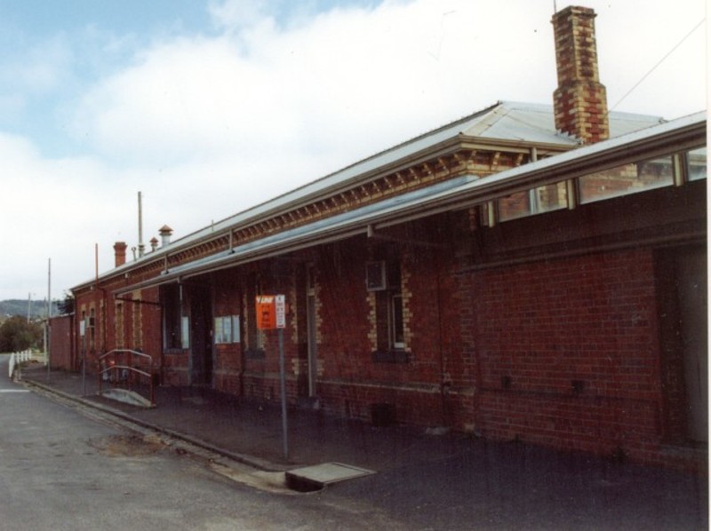 B6679 Railway Station Complex