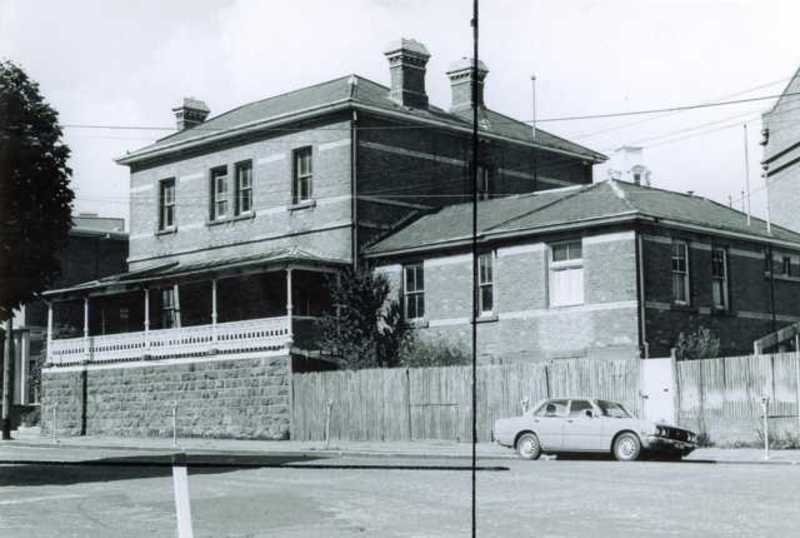 B1747 Old Ballarat Police Station